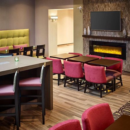 Hampton Inn By Hilton Timmins Ngoại thất bức ảnh