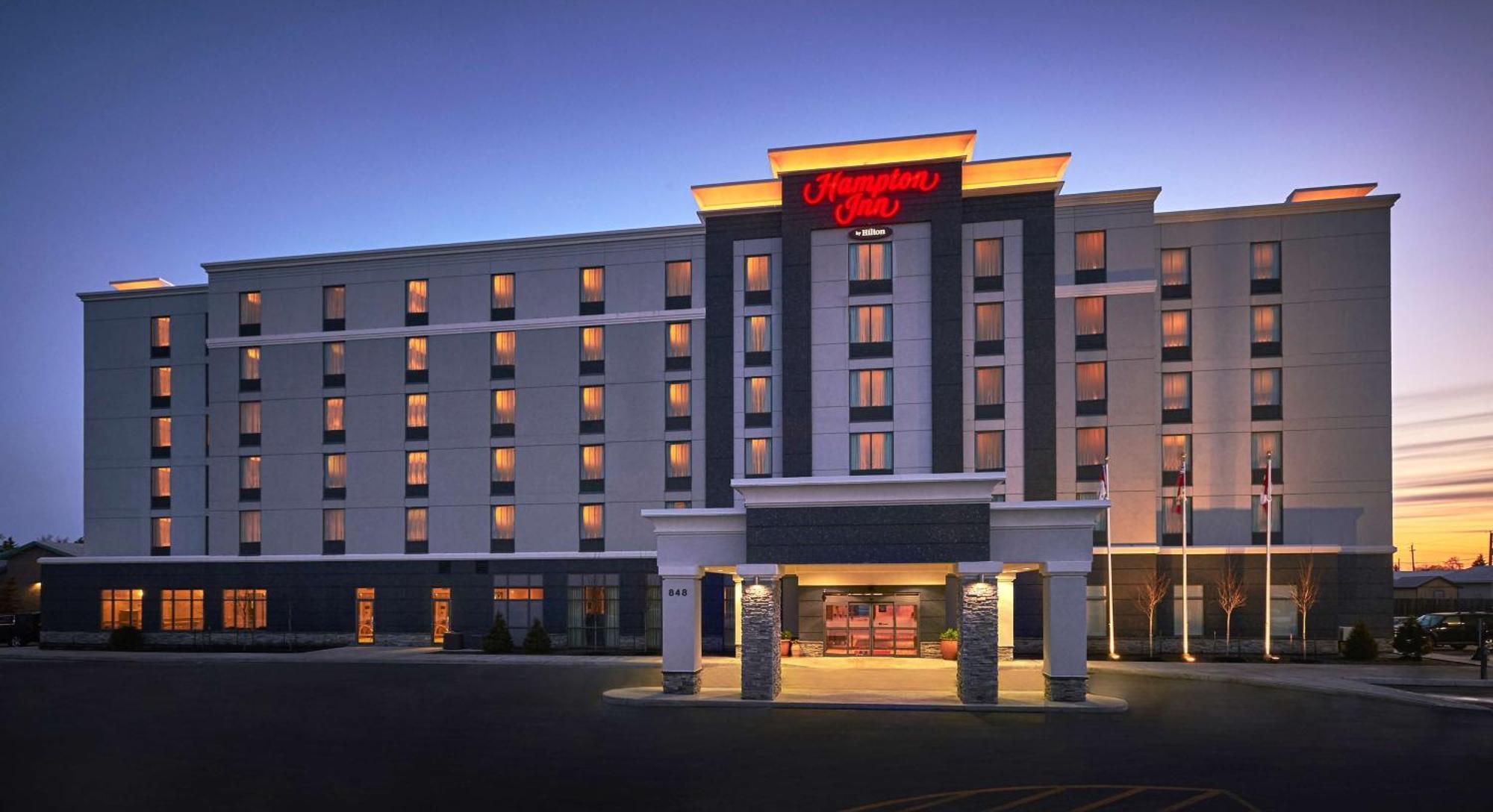 Hampton Inn By Hilton Timmins Ngoại thất bức ảnh