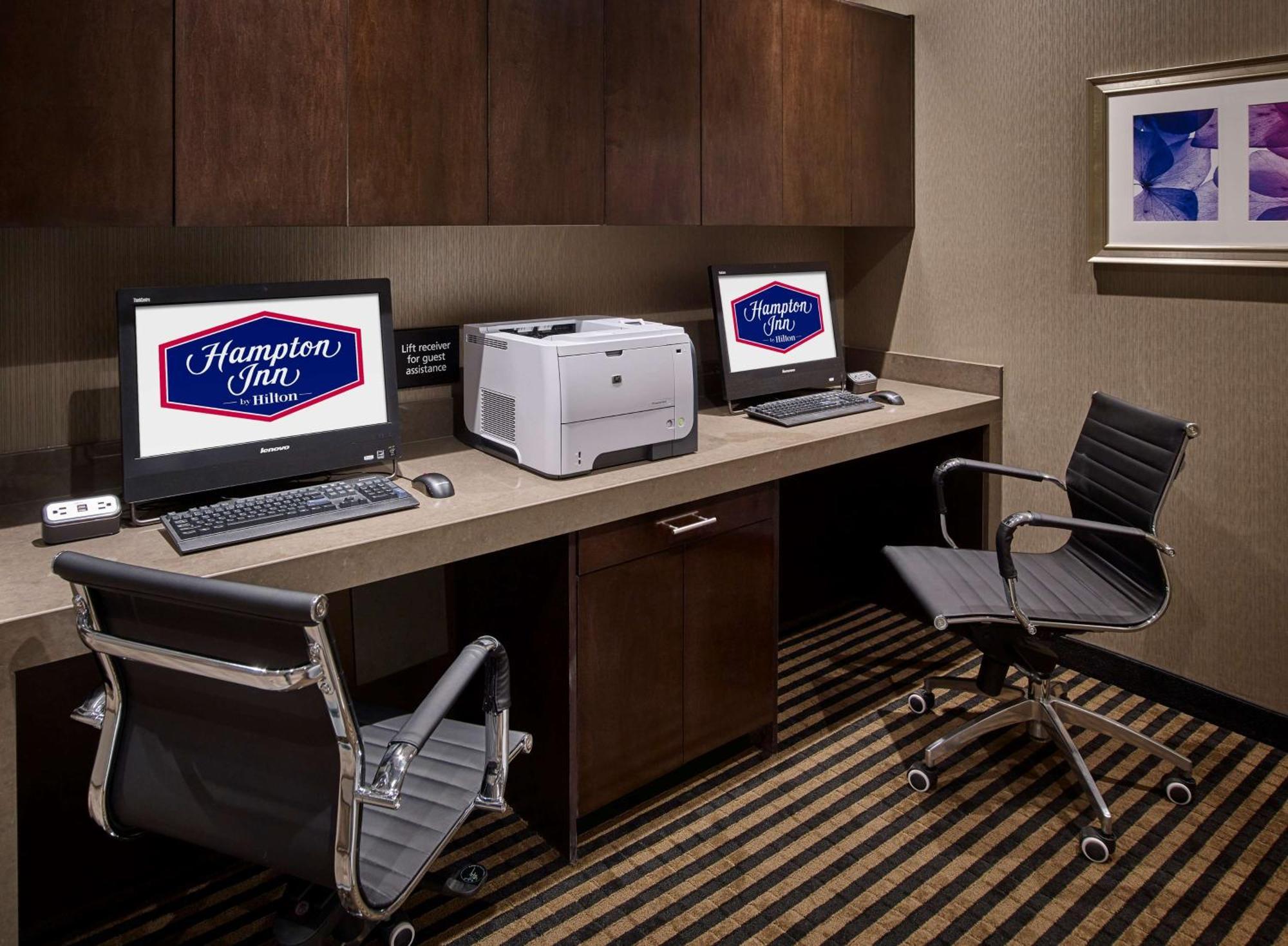 Hampton Inn By Hilton Timmins Ngoại thất bức ảnh