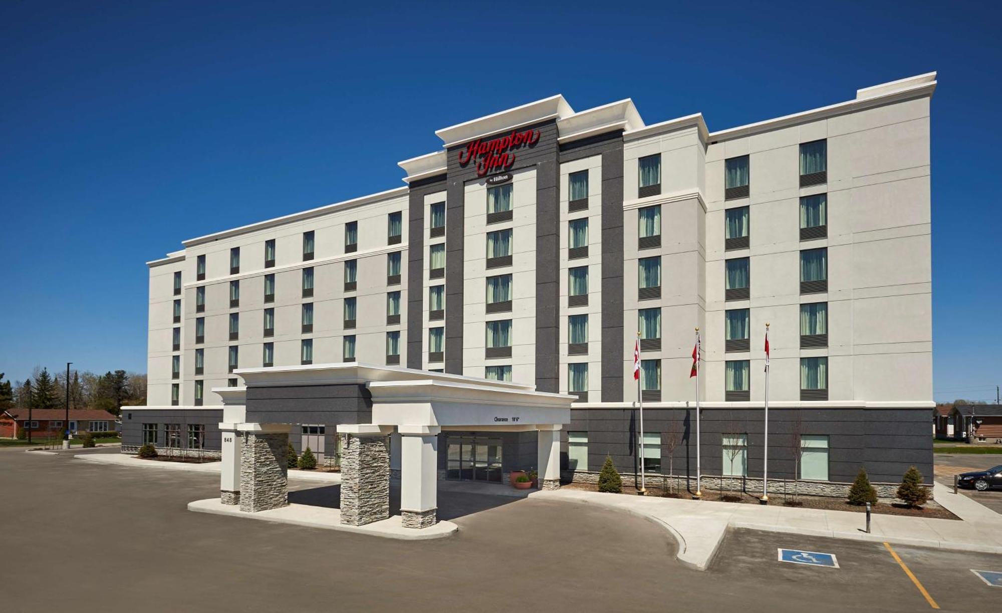 Hampton Inn By Hilton Timmins Ngoại thất bức ảnh