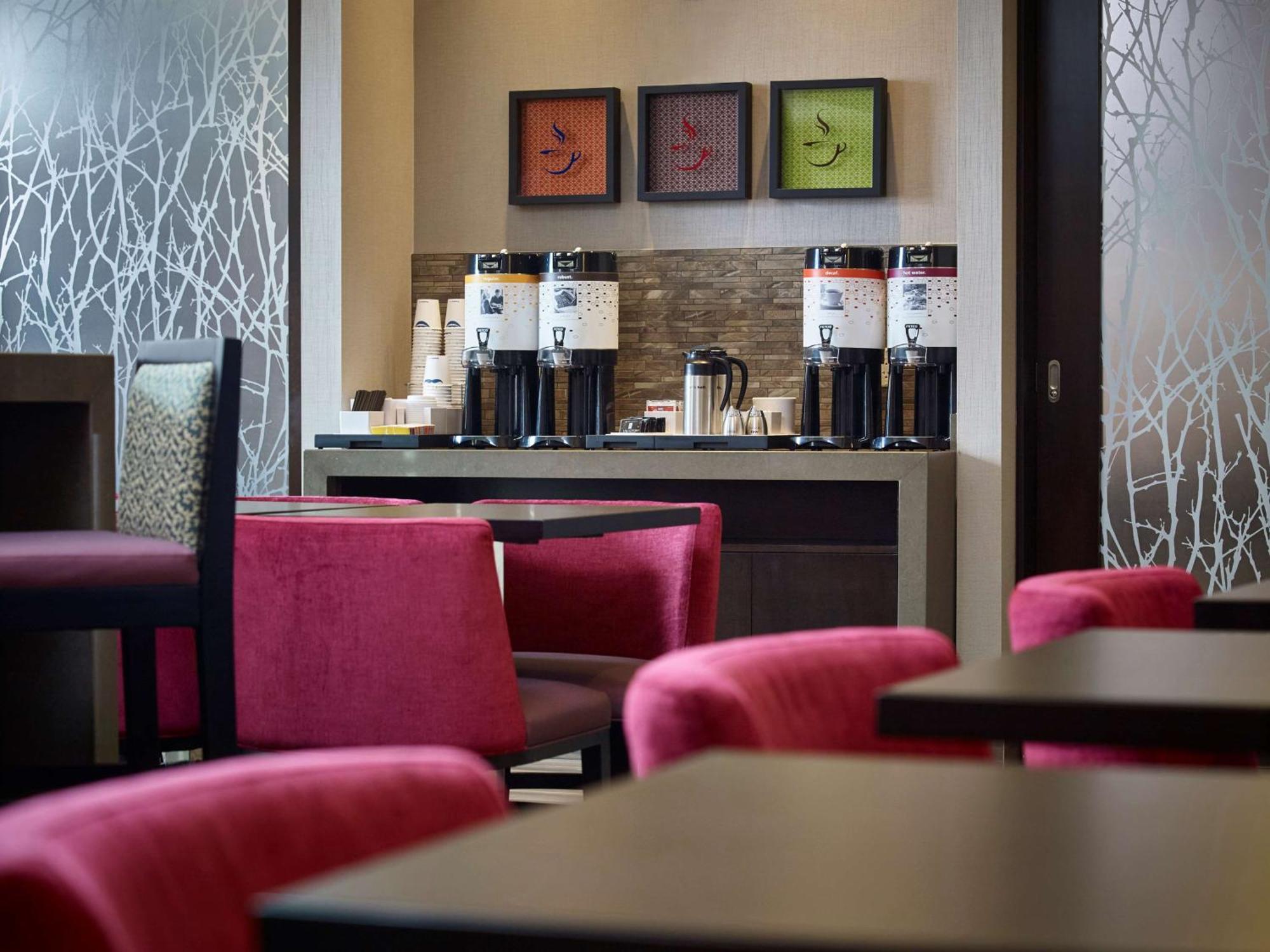 Hampton Inn By Hilton Timmins Ngoại thất bức ảnh
