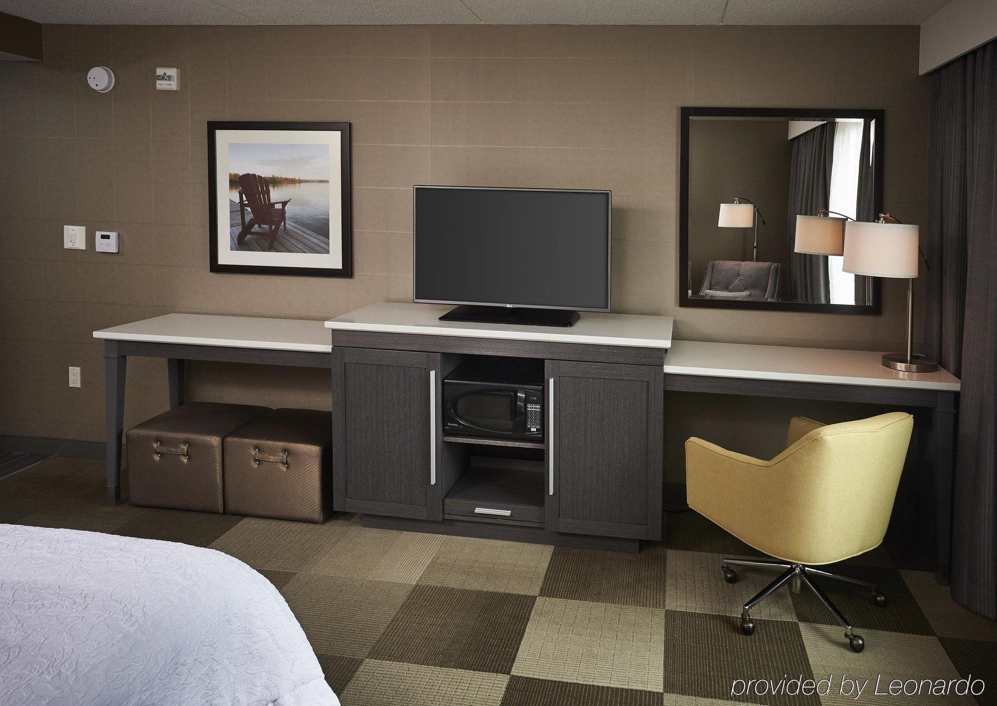 Hampton Inn By Hilton Timmins Ngoại thất bức ảnh