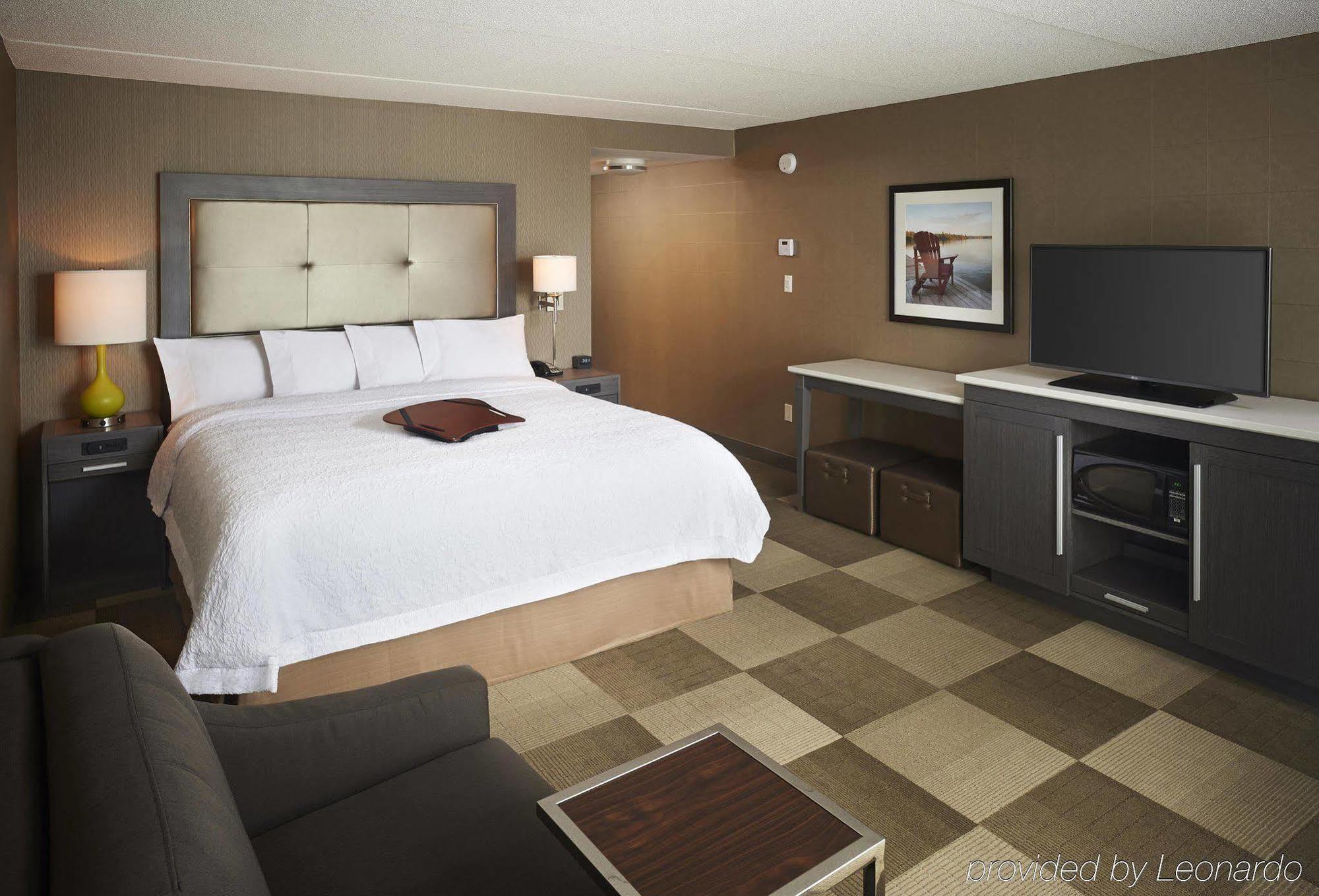 Hampton Inn By Hilton Timmins Ngoại thất bức ảnh